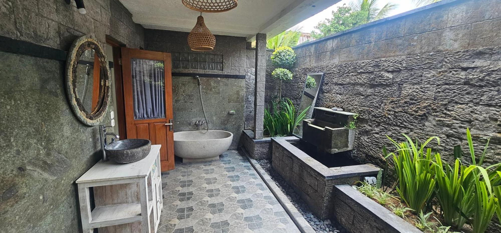 ウブド Mirah Houseヴィラ エクステリア 写真
